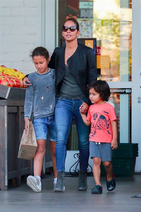 halle berry kids pictures